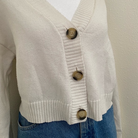 Forever 21 Off-White Buttoned Sweater - Picture 6 of 9